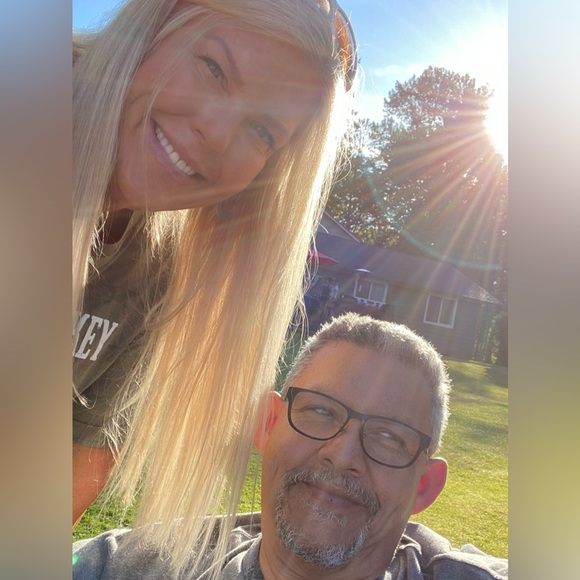 Meet your Posher, Vicki - Picture 2 of 5